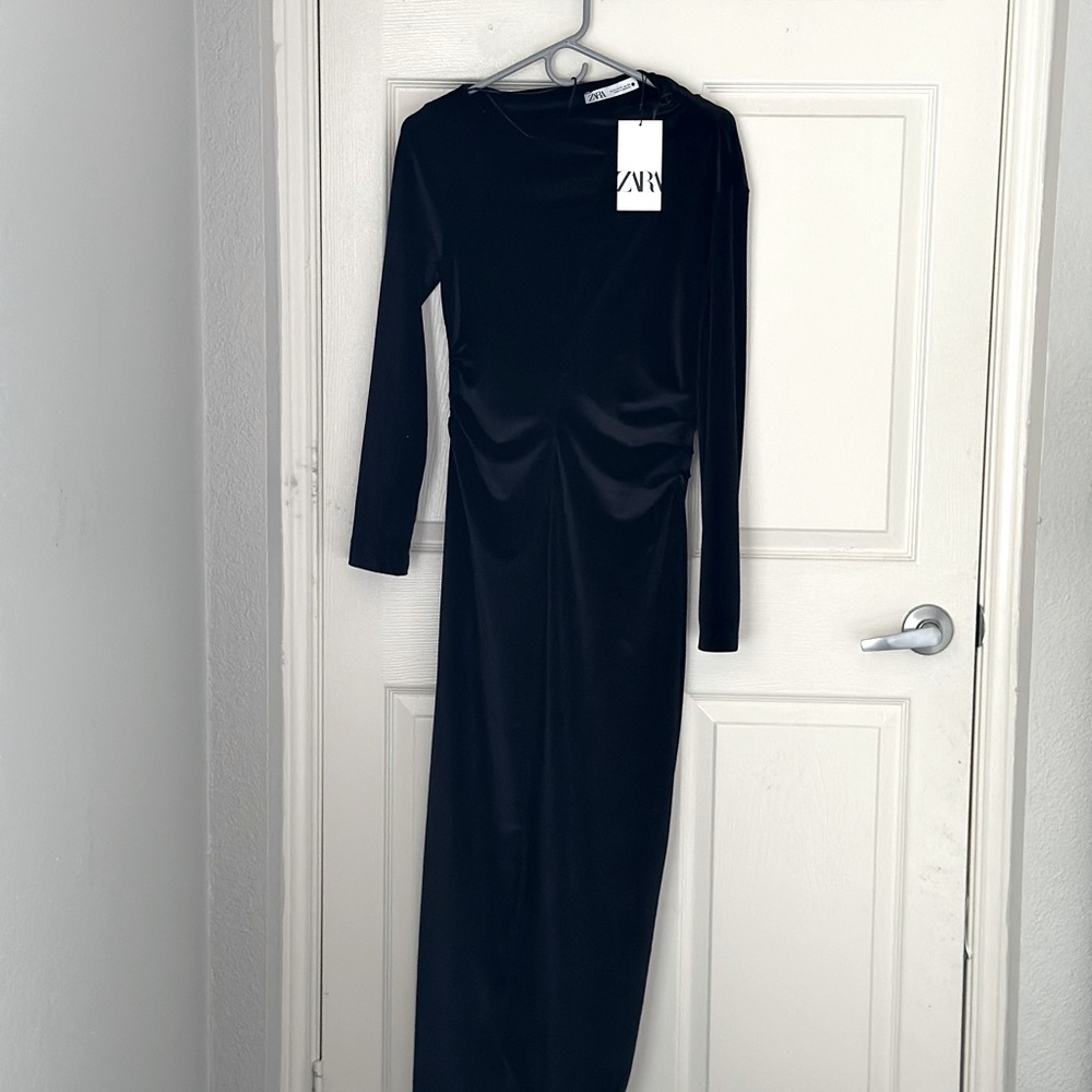 ZARA long sleeve midi velvet black dress